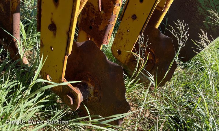 image for item LV9154 Electric Mills PDF5  seeder