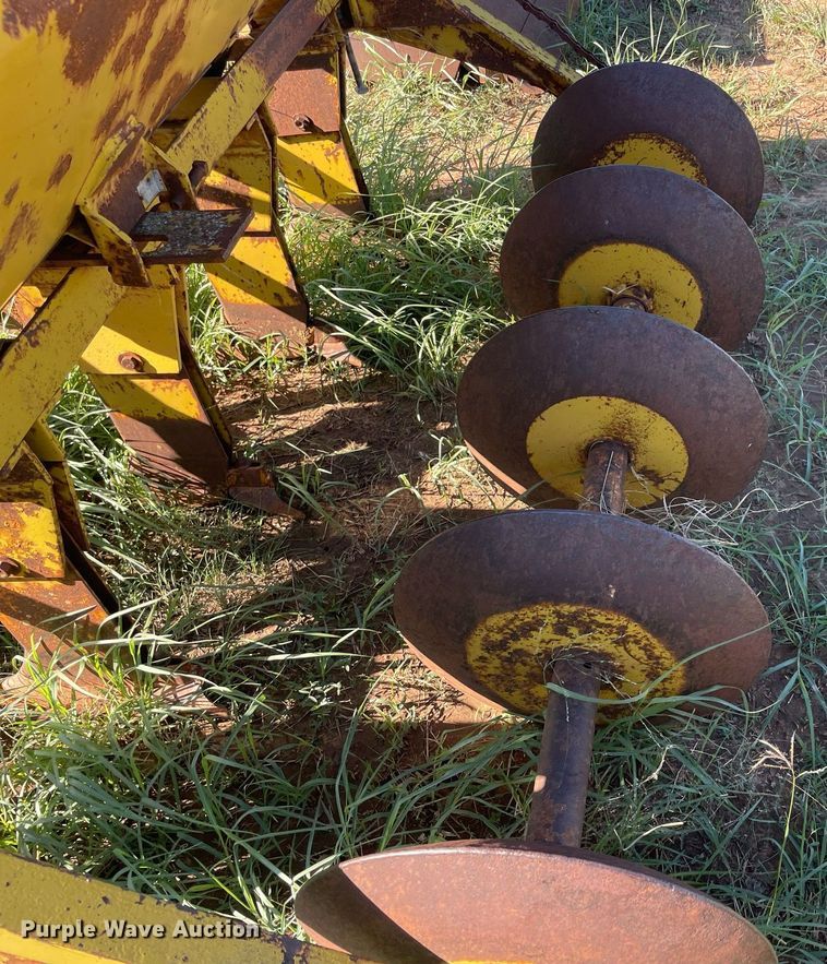 image for item LV9154 Electric Mills PDF5  seeder