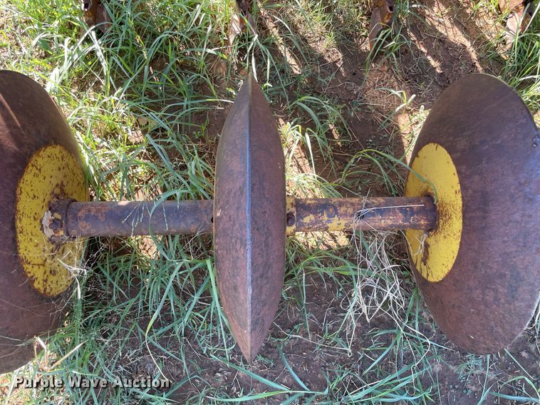 image for item LV9154 Electric Mills PDF5  seeder