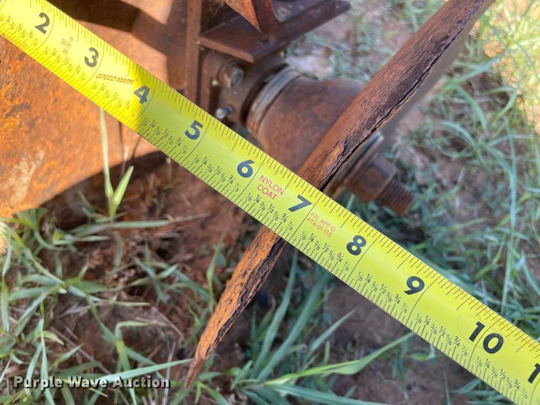 image for item LV9156 Disk