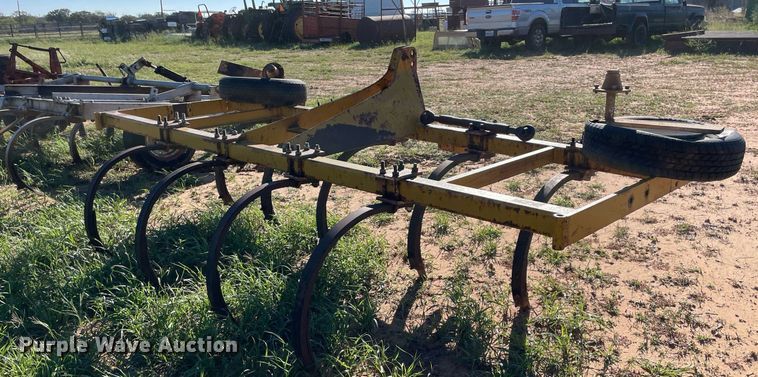 image for item LV9158 Ripper