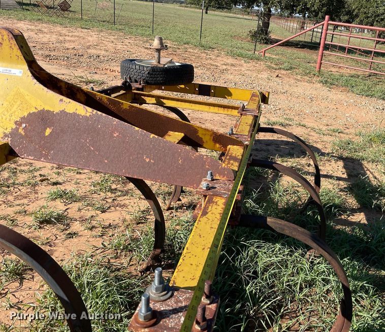 image for item LV9158 Ripper