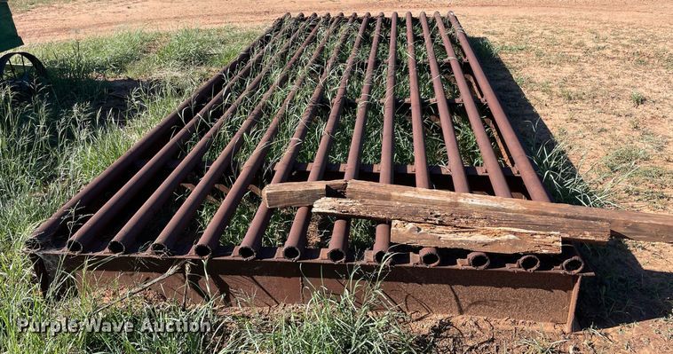 image for item LV9159 Cattle guard