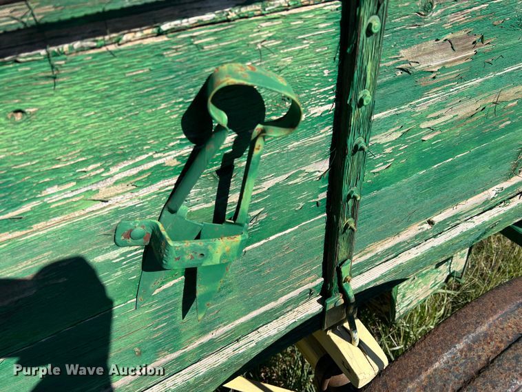 image for item LV9160 Wagon