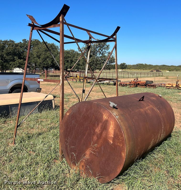 image for item LV9164 Fuel tank