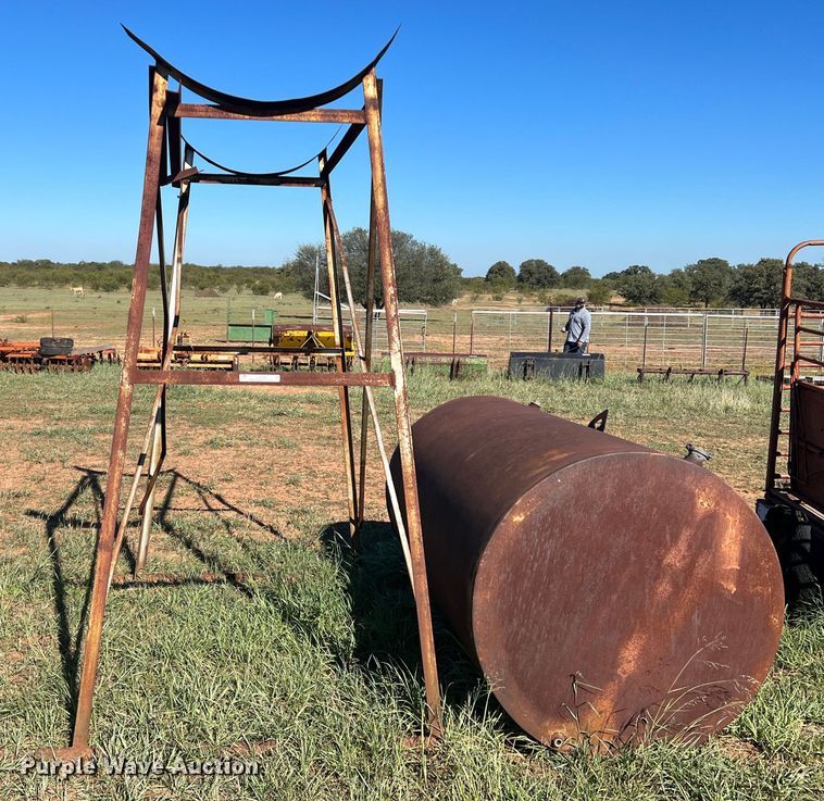 image for item LV9164 Fuel tank