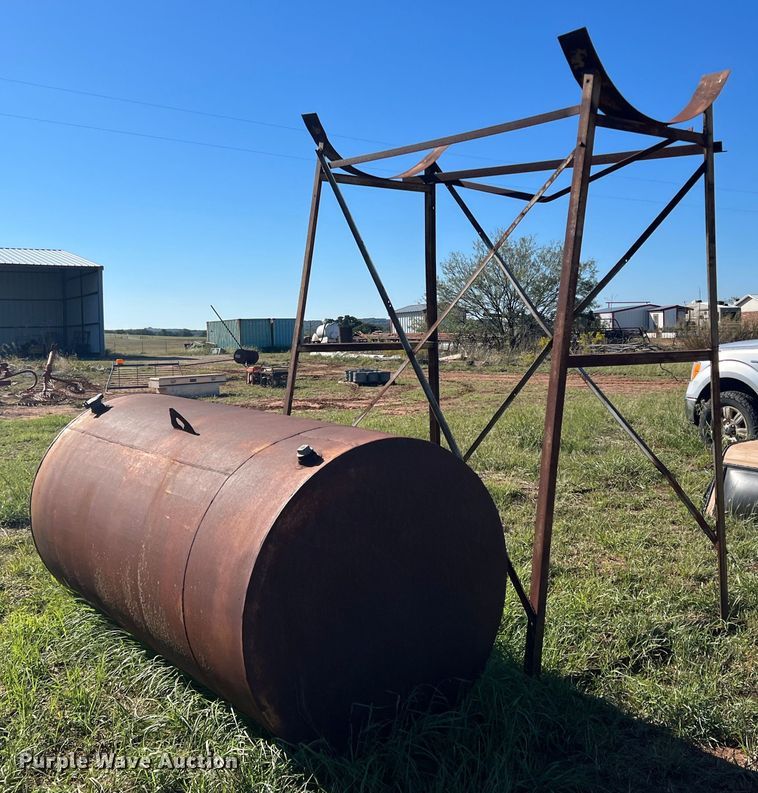 image for item LV9164 Fuel tank