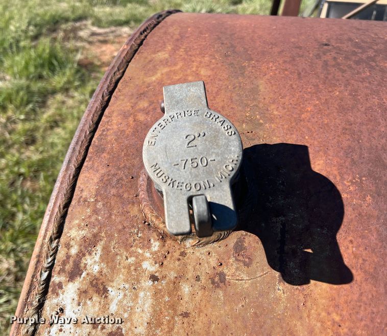 image for item LV9164 Fuel tank