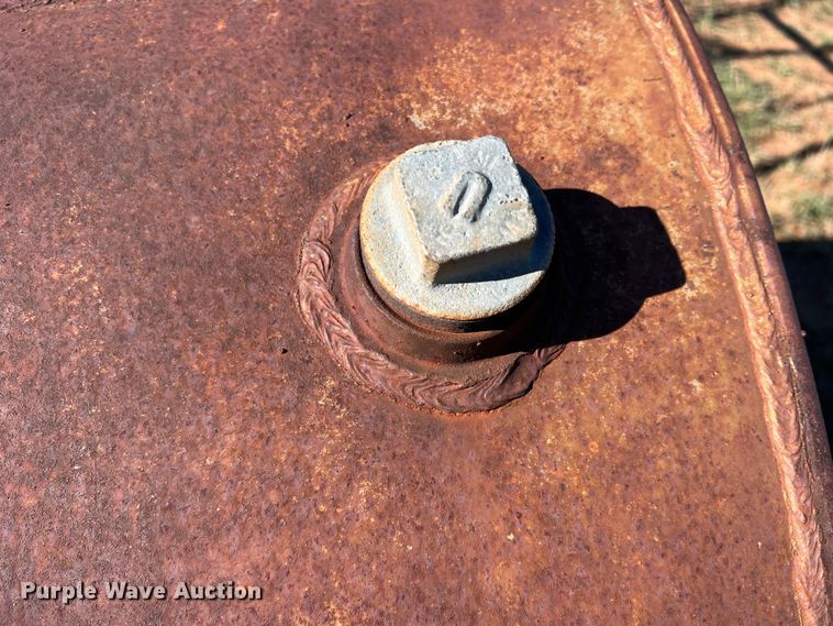 image for item LV9164 Fuel tank