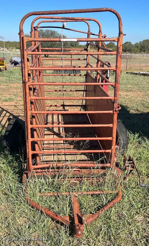 image for item LV9165 Livestock scale