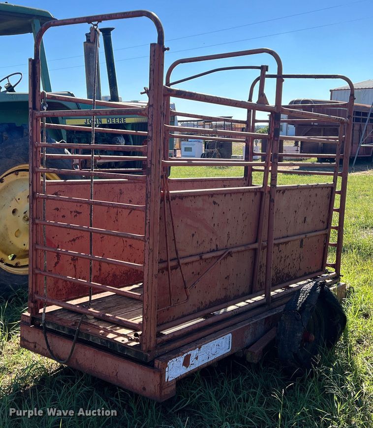 image for item LV9165 Livestock scale