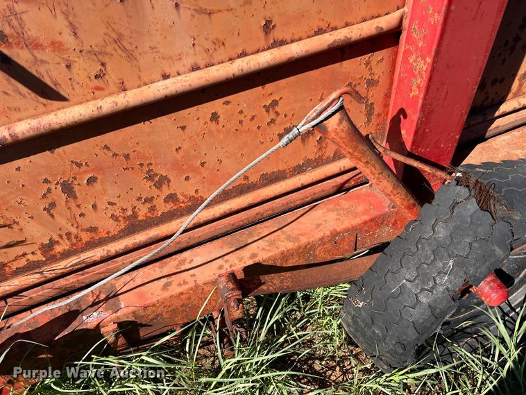 image for item LV9165 Livestock scale