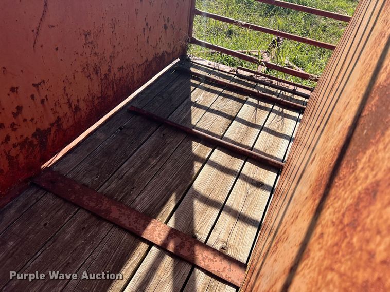 image for item LV9165 Livestock scale