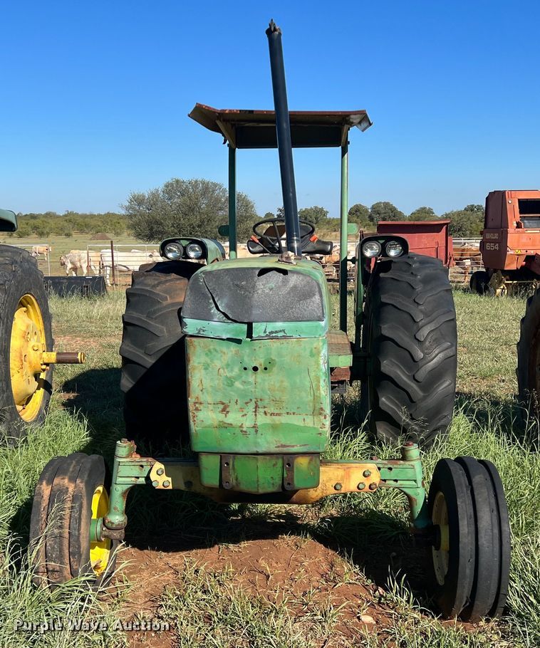 image for item LV9167 1978 John Deere 2640  tractor