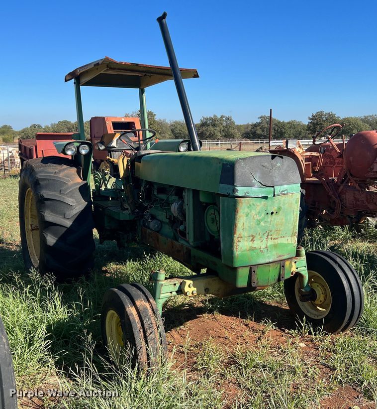 image for item LV9167 1978 John Deere 2640  tractor