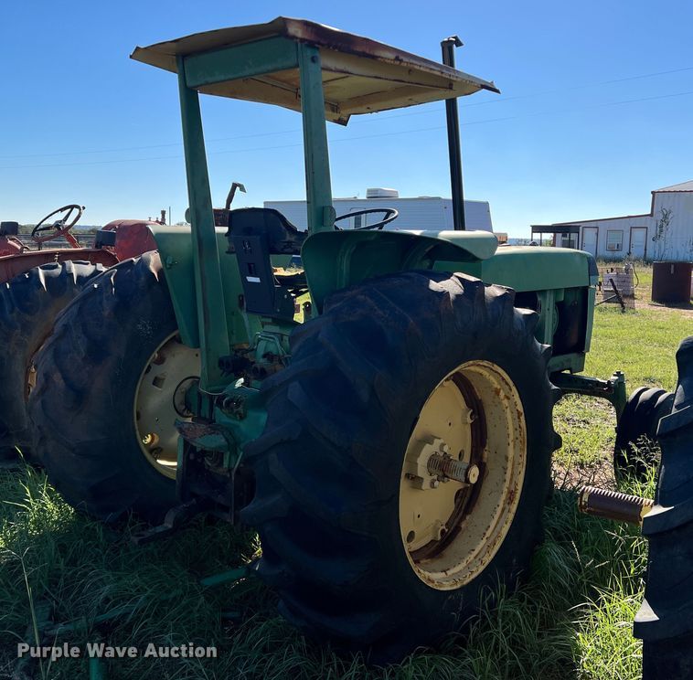 image for item LV9167 1978 John Deere 2640  tractor
