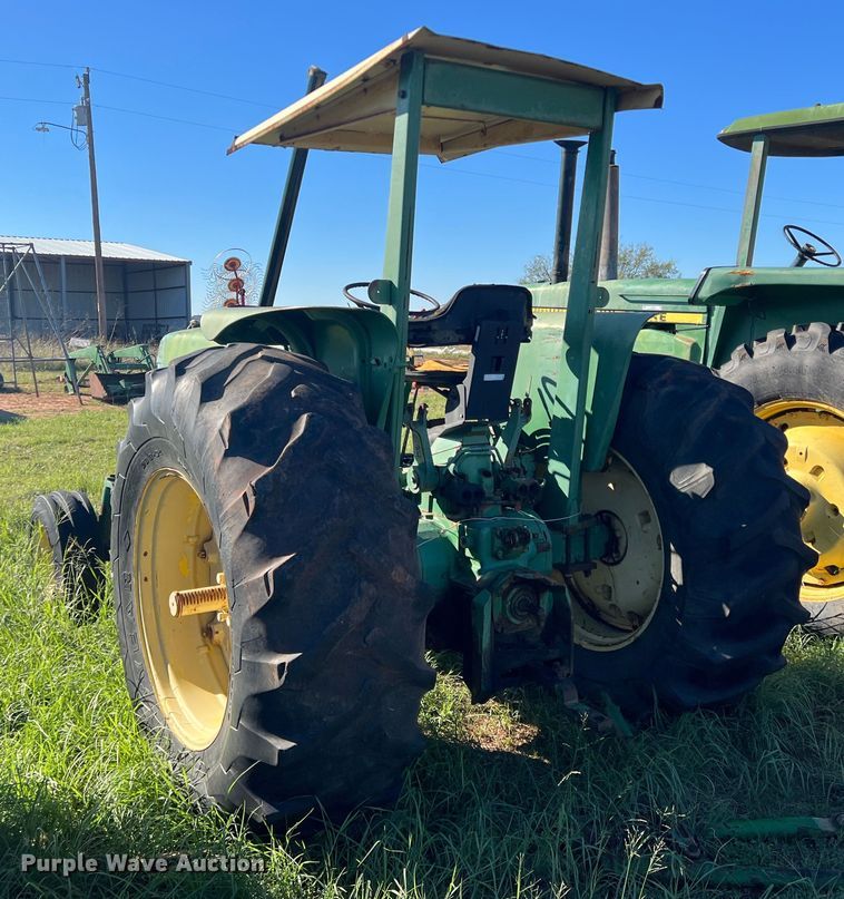 image for item LV9167 1978 John Deere 2640  tractor
