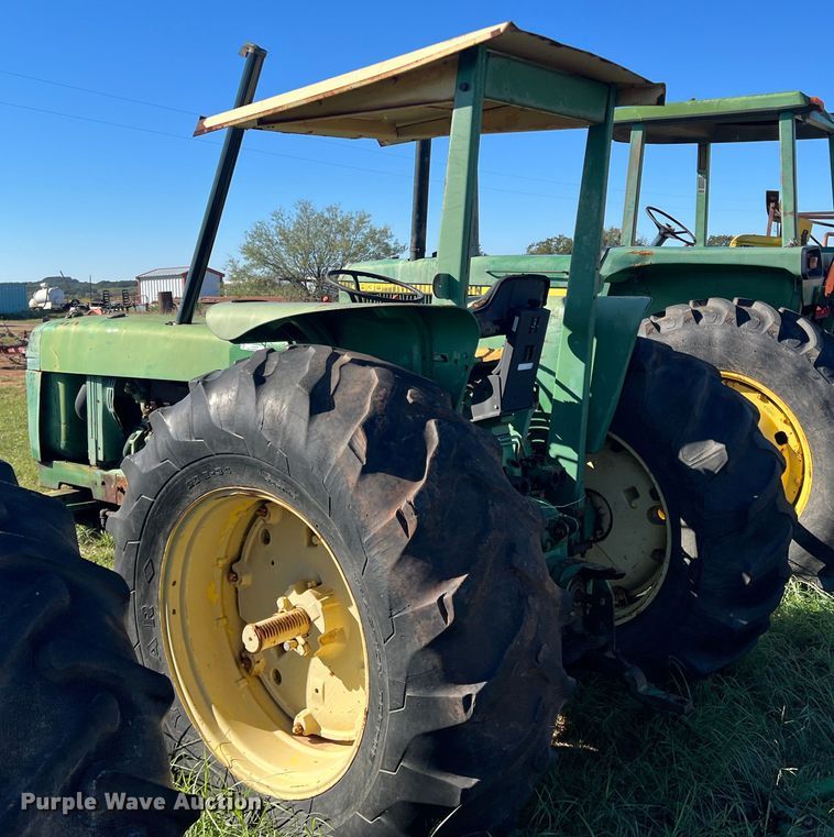 image for item LV9167 1978 John Deere 2640  tractor