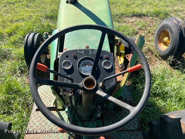 image for item LV9167 1978 John Deere 2640  tractor