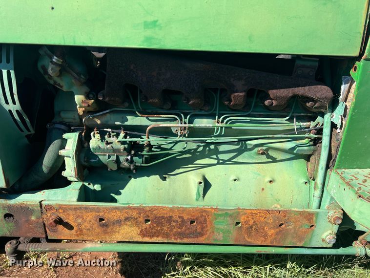 image for item LV9167 1978 John Deere 2640  tractor