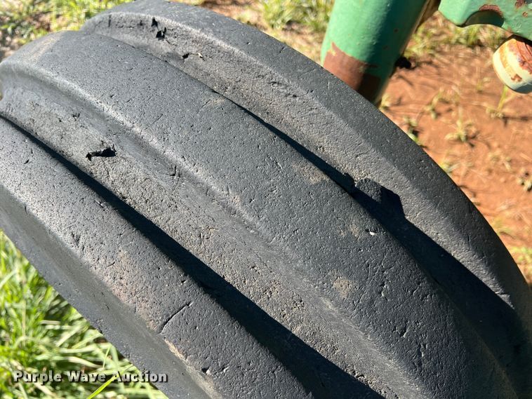 image for item LV9167 1978 John Deere 2640  tractor