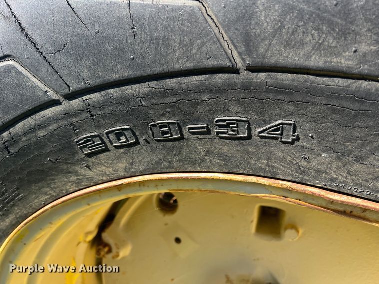 image for item LV9167 1978 John Deere 2640  tractor