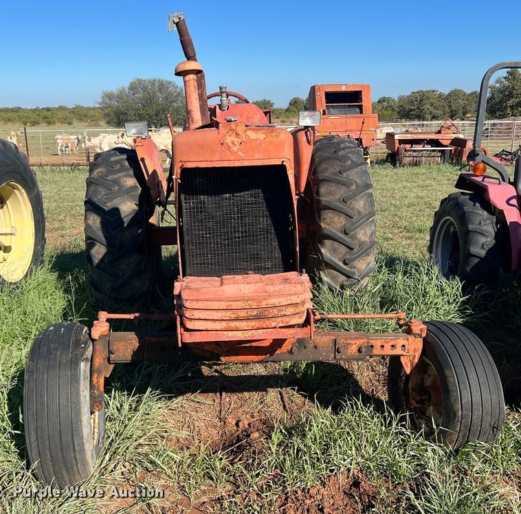 image for item LV9168 Allis Chalmers D19  tractor