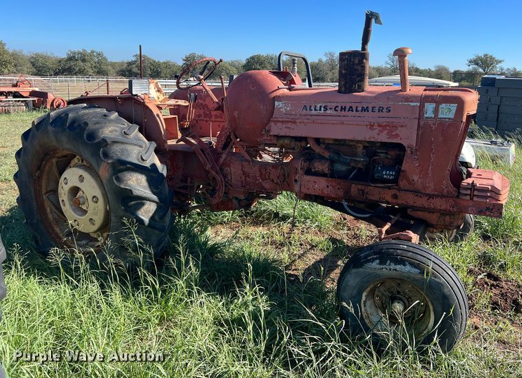 image for item LV9168 Allis Chalmers D19  tractor