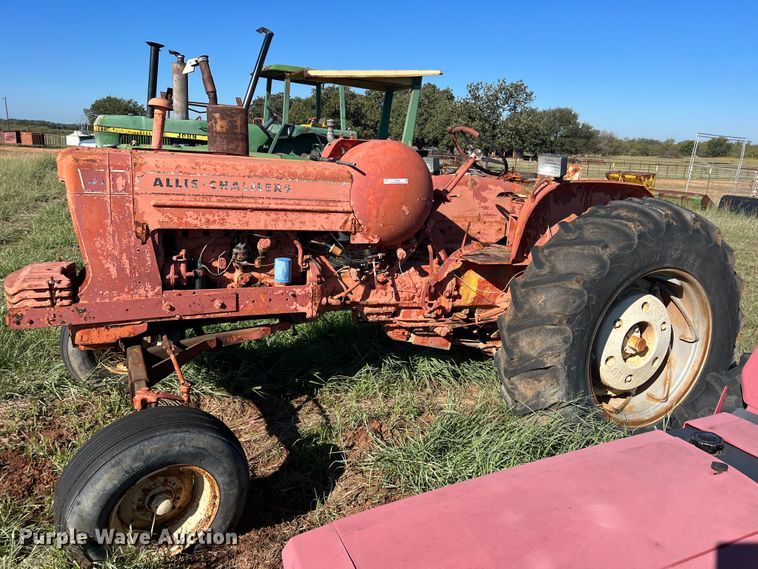 image for item LV9168 Allis Chalmers D19  tractor