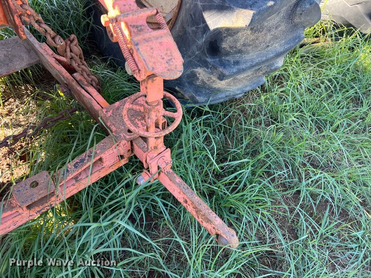 image for item LV9168 Allis Chalmers D19  tractor