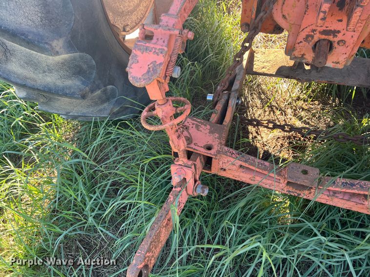 image for item LV9168 Allis Chalmers D19  tractor