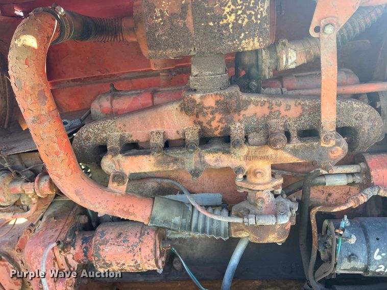 image for item LV9168 Allis Chalmers D19  tractor