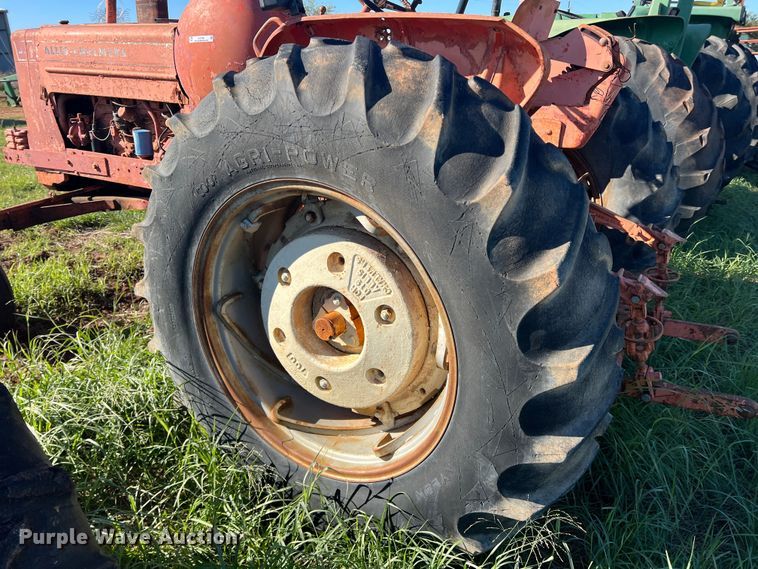 image for item LV9168 Allis Chalmers D19  tractor