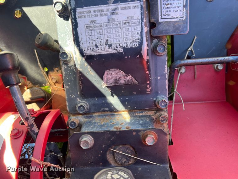 image for item LV9169 1988 Case 255  MFWD tractor