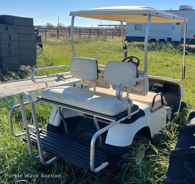 image for item LV9170 Yamaha  golf cart