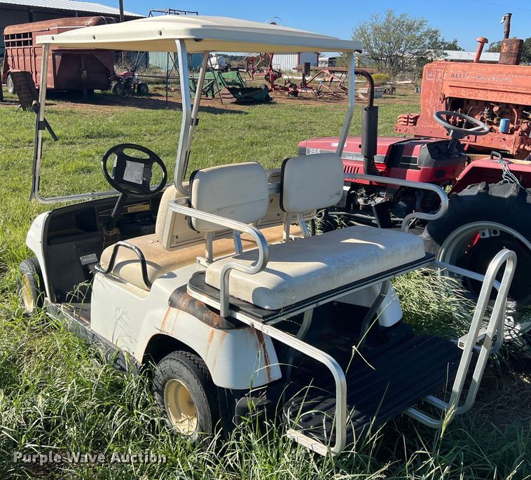 image for item LV9170 Yamaha  golf cart