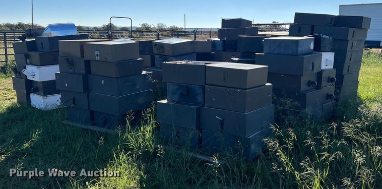 image for item LV9171 Approximately 120 arena lights