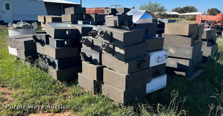 image for item LV9171 Approximately 120 arena lights