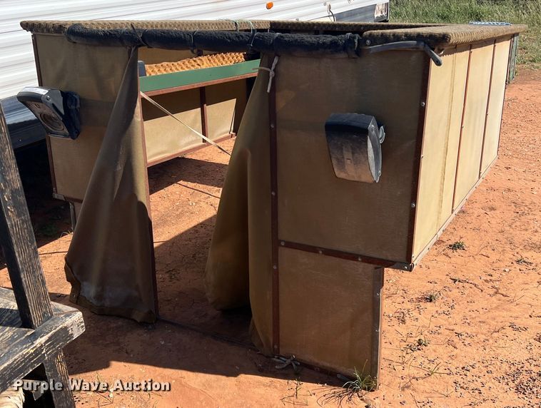 image for item LV9174 Deer stand