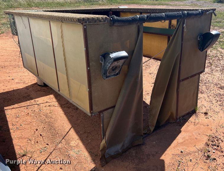 image for item LV9174 Deer stand