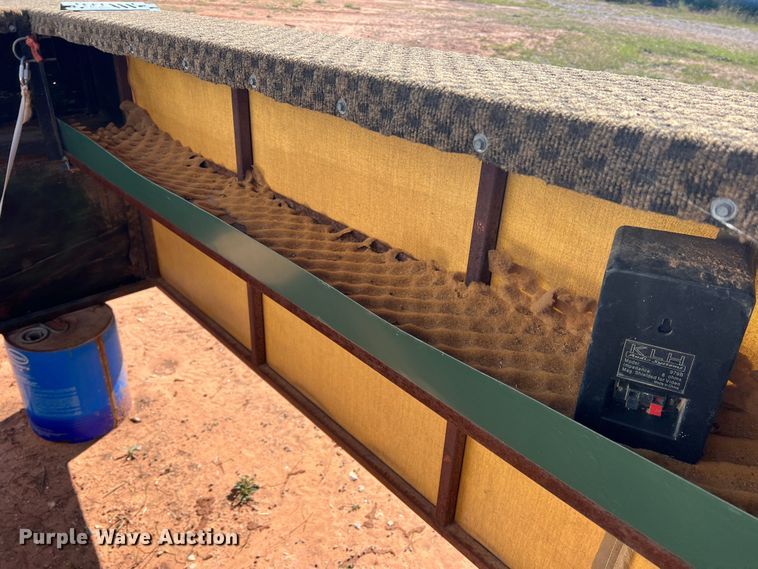 image for item LV9174 Deer stand