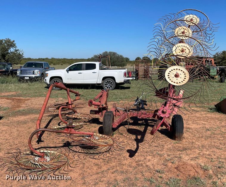 image for item LV9178 Hay rake