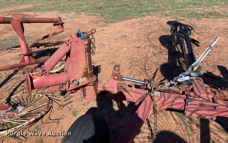 image for item LV9178 Hay rake