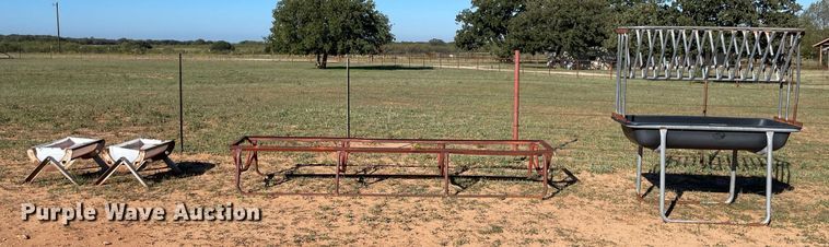 image for item LV9182 Livestock feeders
