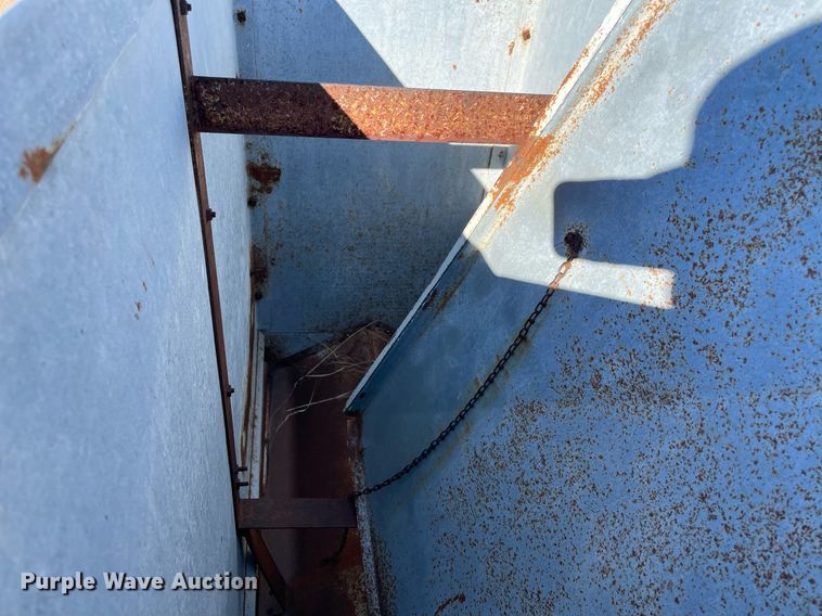 image for item LV9183 (3) creep feeders