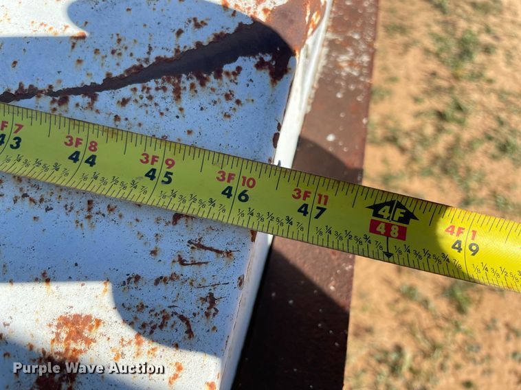 image for item LV9183 (3) creep feeders