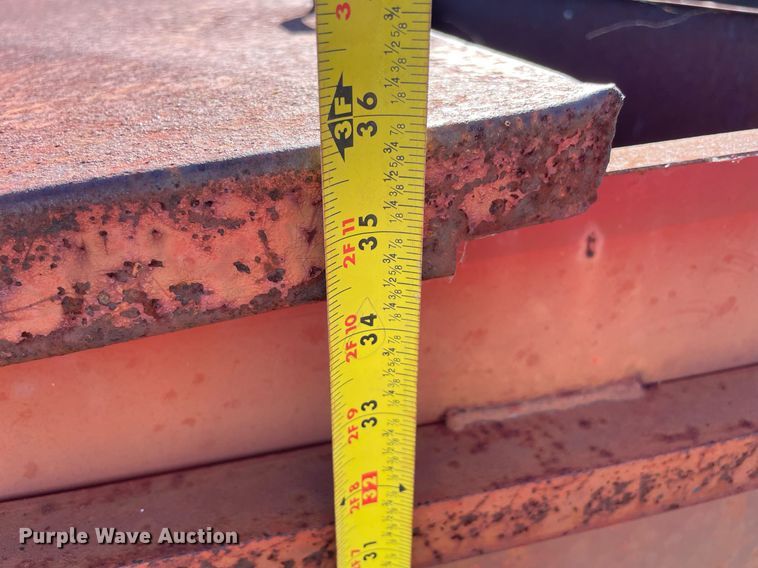 image for item LV9183 (3) creep feeders