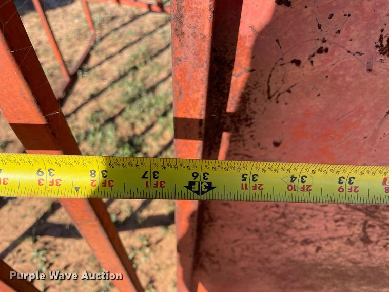 image for item LV9183 (3) creep feeders