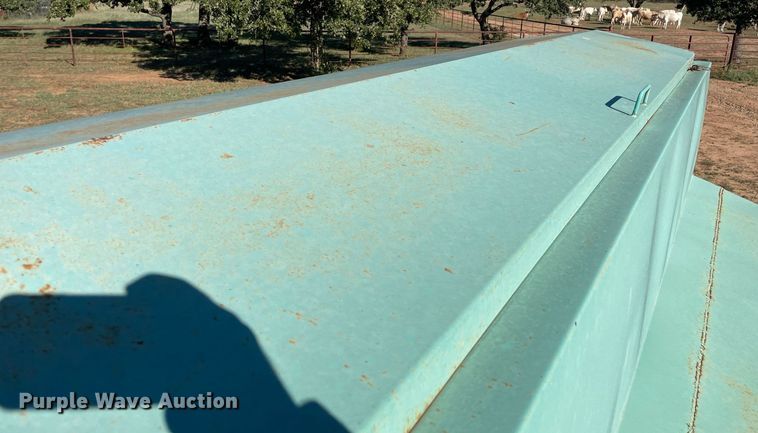 image for item LV9184 Creep feeder