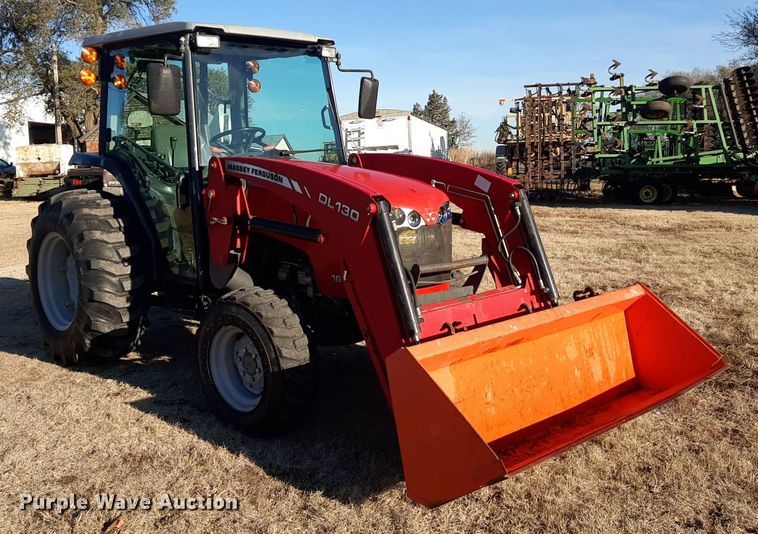 image for item LX9806 2011 Massey Ferguson 1648  tractor